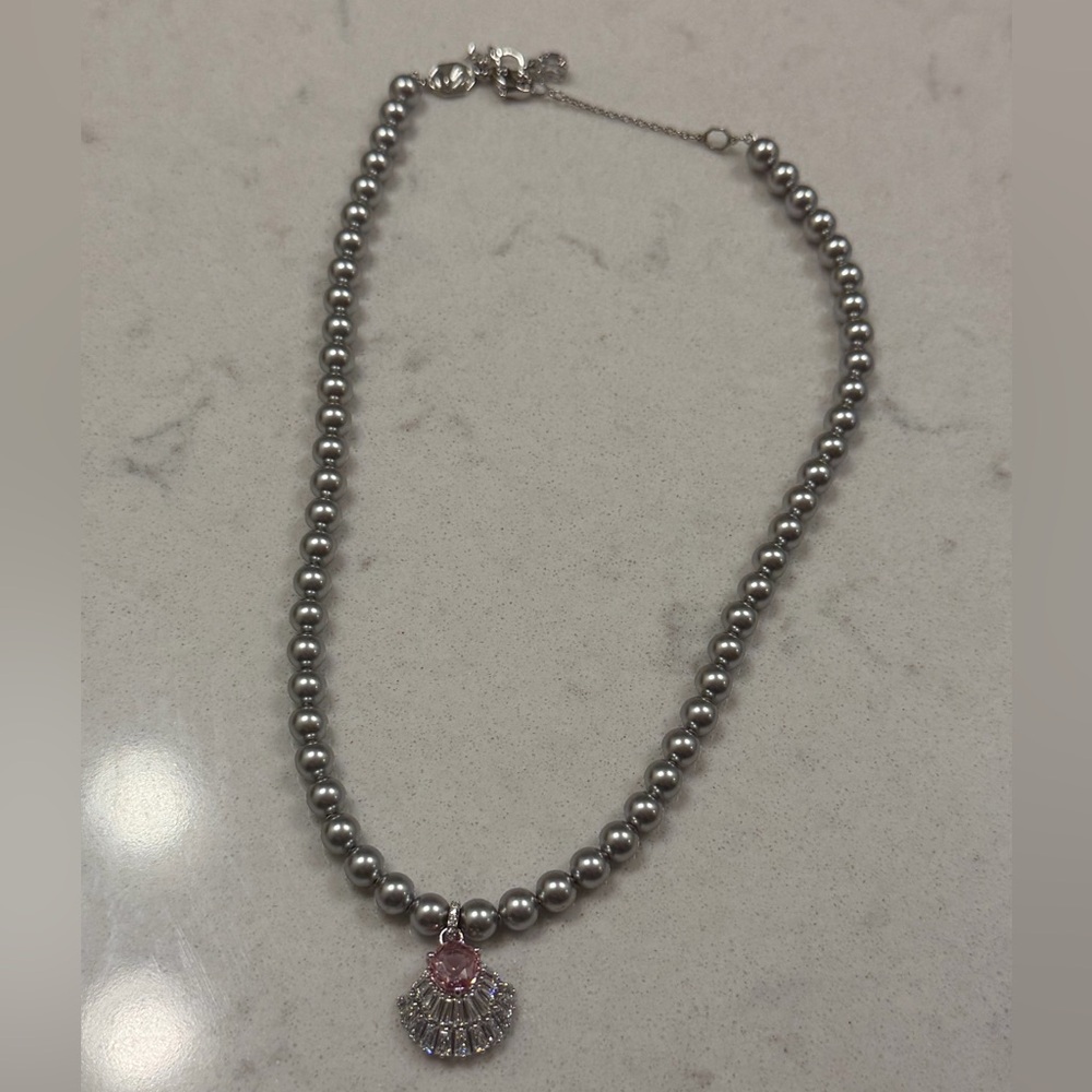 Swarovski pearl shell idyllia pendant necklace
